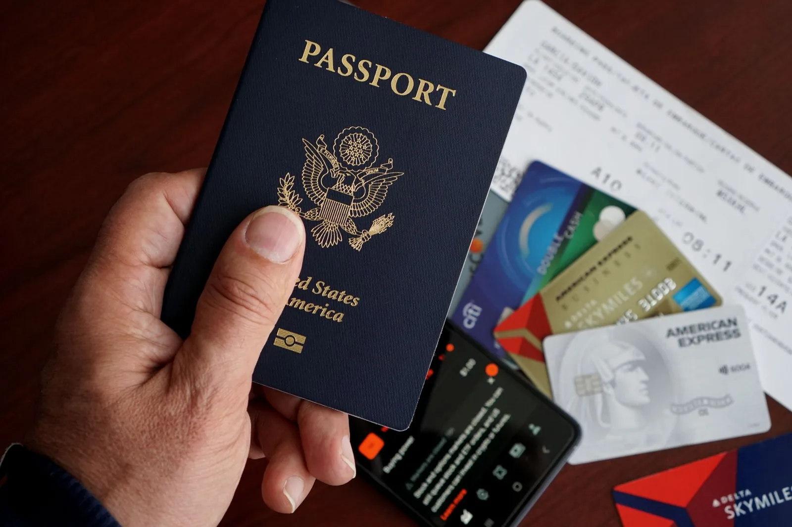 Best airline credit cards comparison across major US carriers