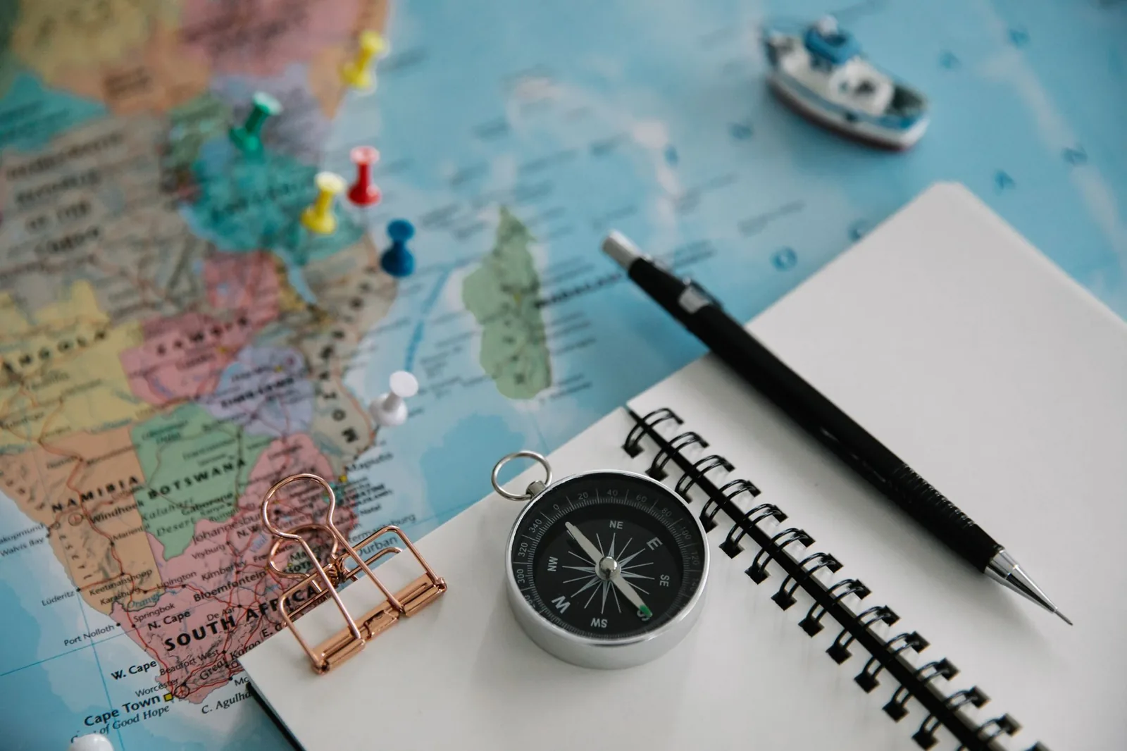 How to plan a vacation budget with transportation, lodging, food, and activities