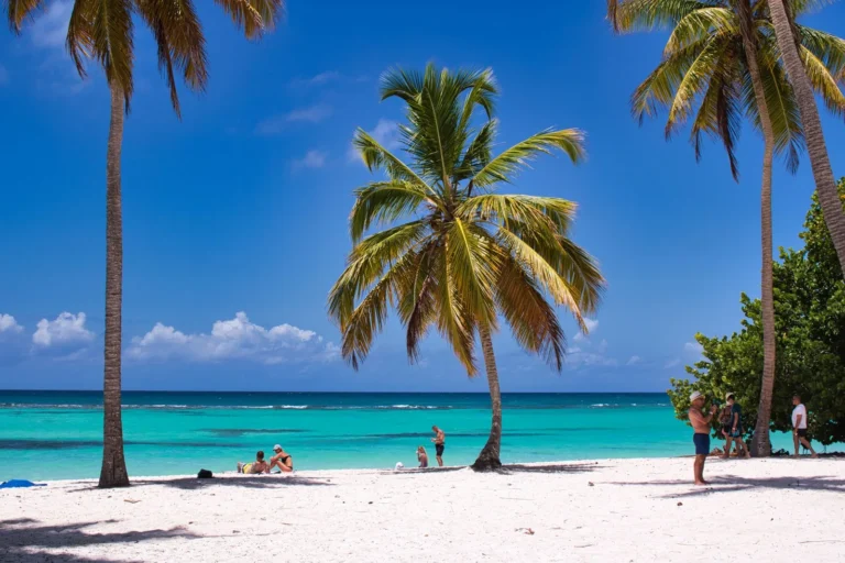 Cheapest Tropical Destinations for a Warm Getaway on a Budget